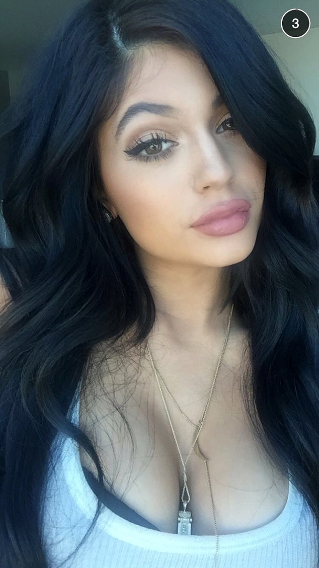 Kylie Jenner Shows Off Full Lips Lots Of Cleavage And Rumored 