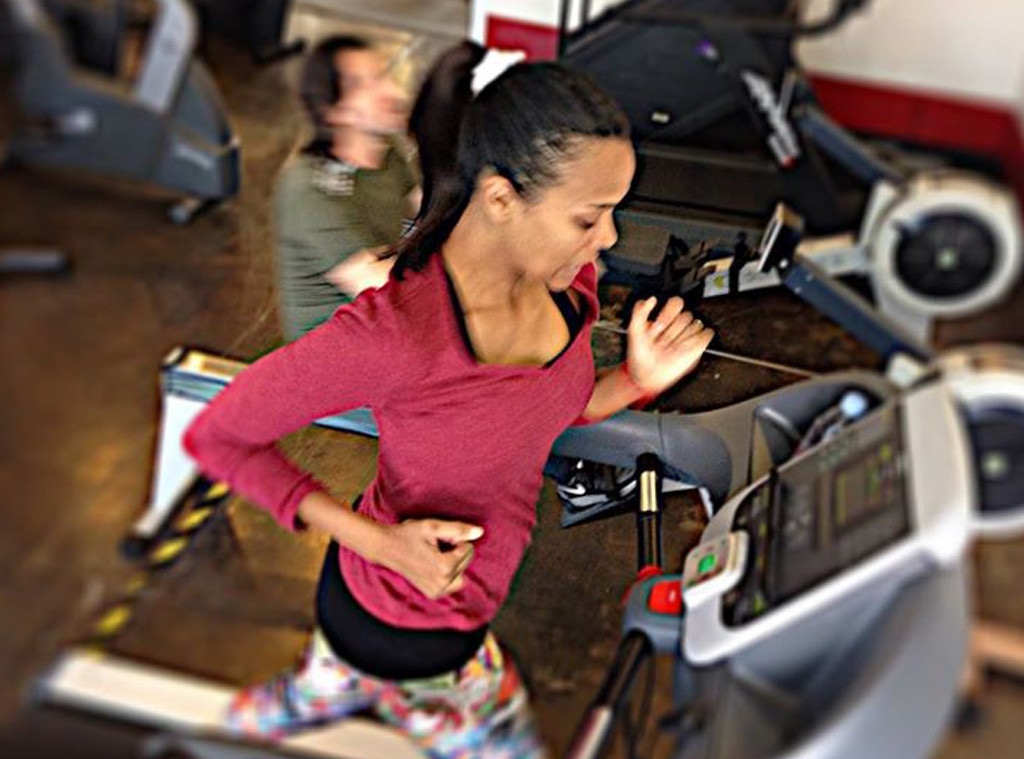 Zoe Saldana Weighed How Much While Pregnant With Twins E Online Zoe Saldana Weighed How Much While Pregnant With Twins E Online