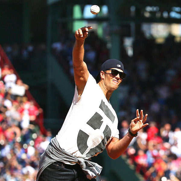 Tom Brady's No. 5 Shirt Almost Overshadows Mediocre Throw at Fenway