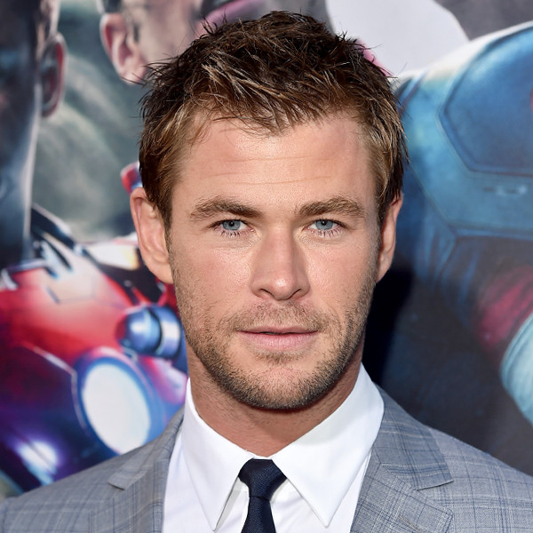 Are We Going to See Chris Hemsworth Naked in Vacation or What?!