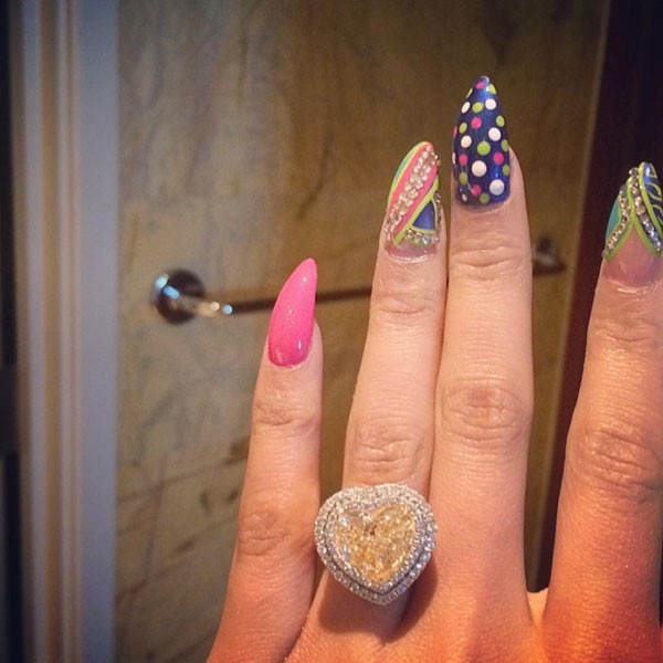 Nicki Minaj, Engagement Ring