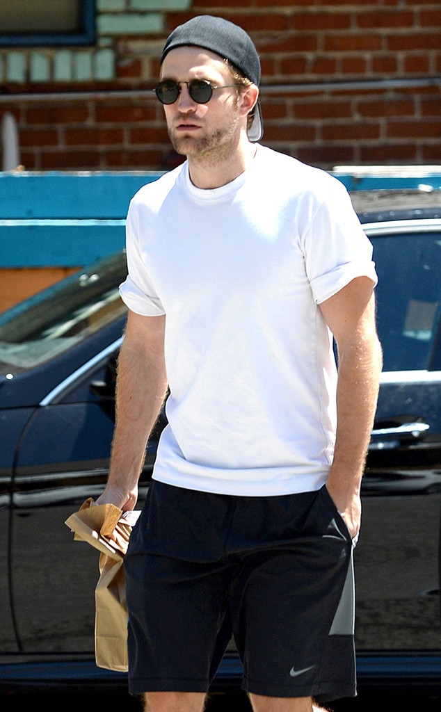 Robert Pattinson from The Big Picture: Today's Hot Photos | E! News