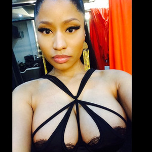If You Got It, Flaunt it from Nicki Minaj's Sexiest Instagrams E! News