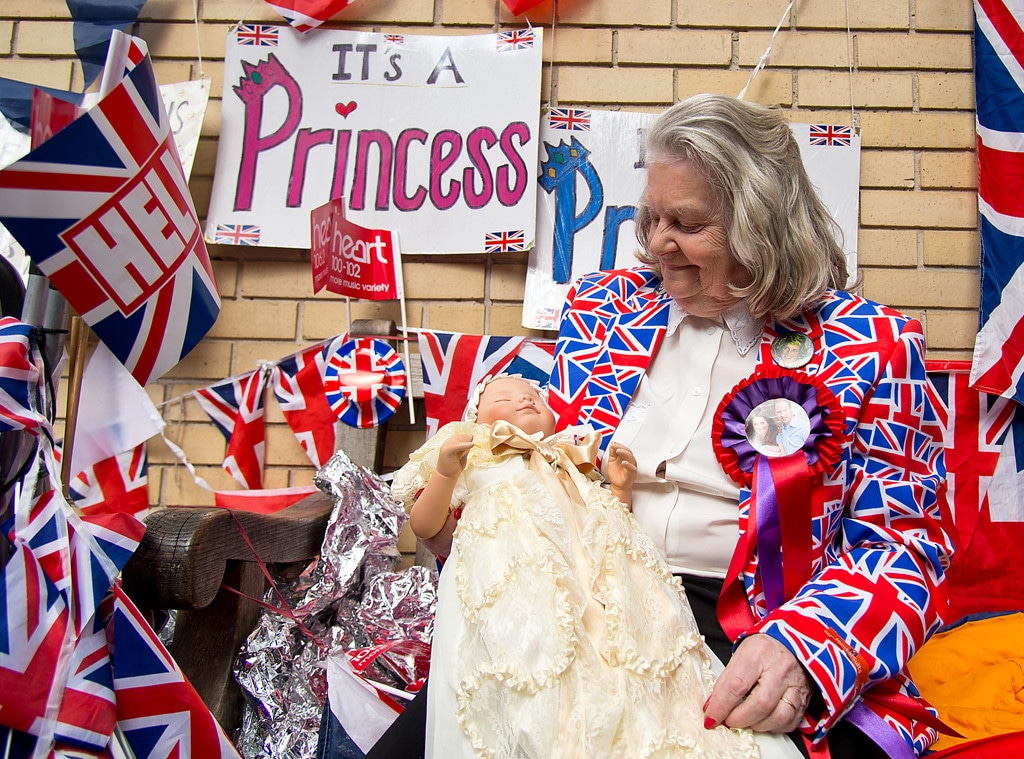 Royal Baby Fans