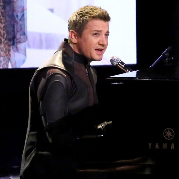 Jeremy Renner Sings Hawkeye's Praises to the Tune of Ed Sheeran!
