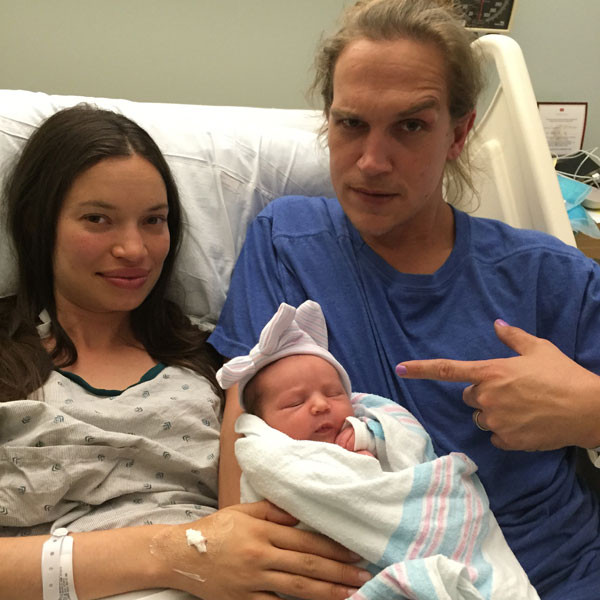Jason Mewes Wife Jordan Monsanto Welcome Daughter Logan: First Pic! - E! Online