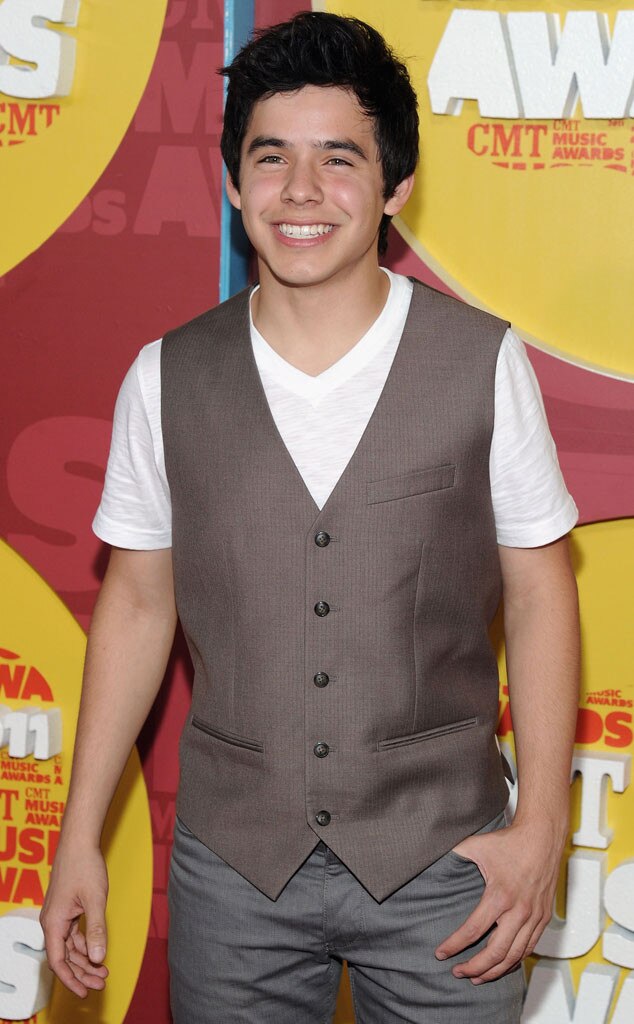 David Archuleta Apologizes for Tweet Interpreted as Anti-Gay | E! News