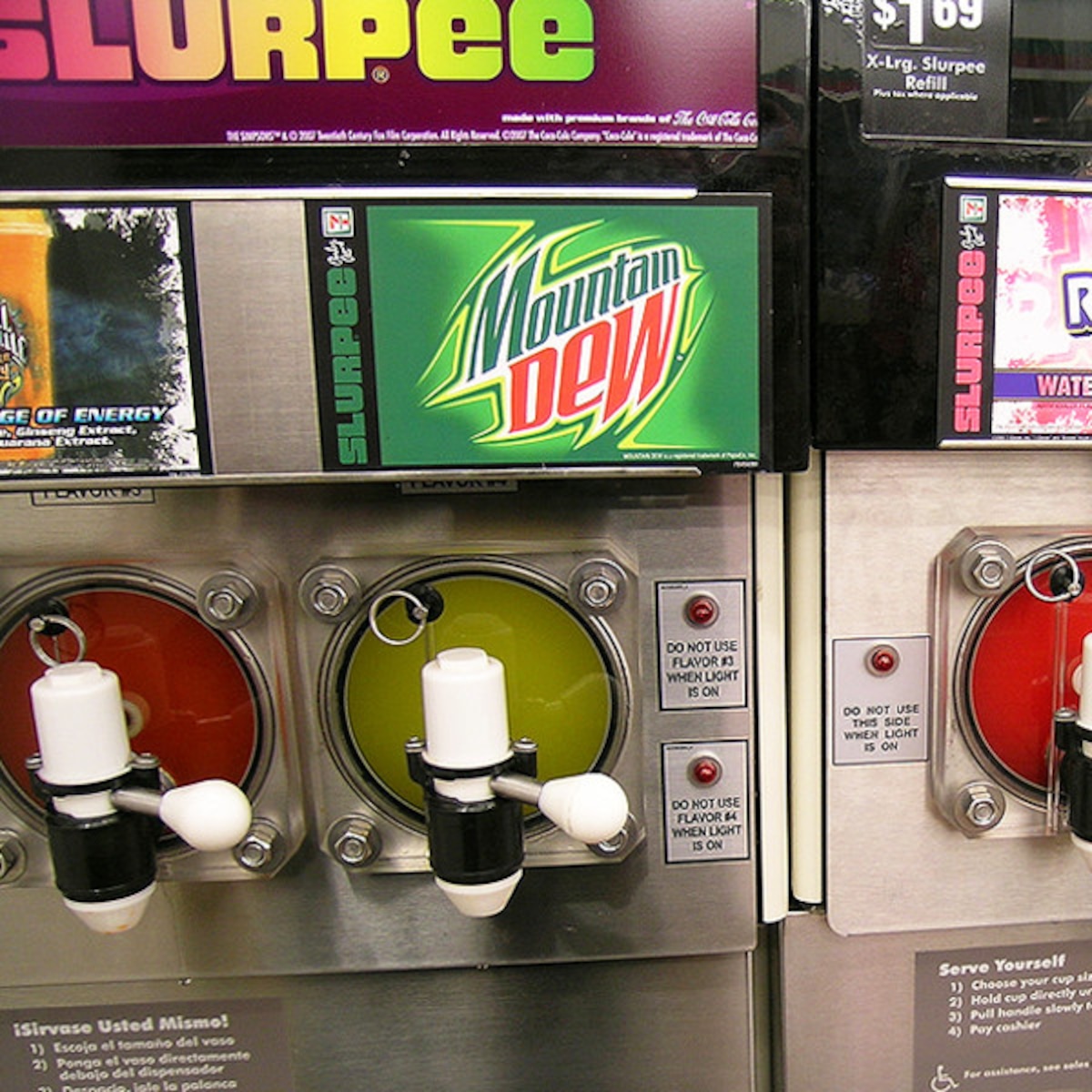 7 11 Announces Bring Your Own Cup Day For Slurpees E Online Ca 7-Eleven Bring Your Own Cup Day 2022