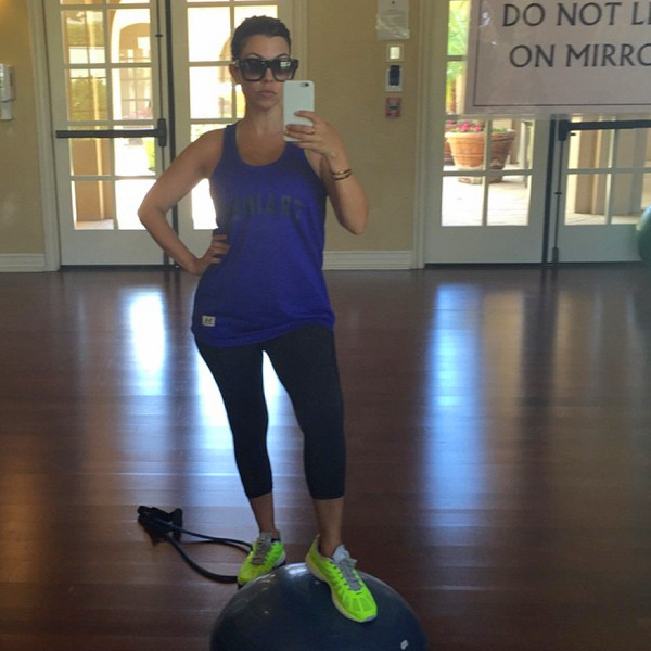 Exclusive Kourtney Kardashian S Trainer Reveals Her Workout Secrets E Online