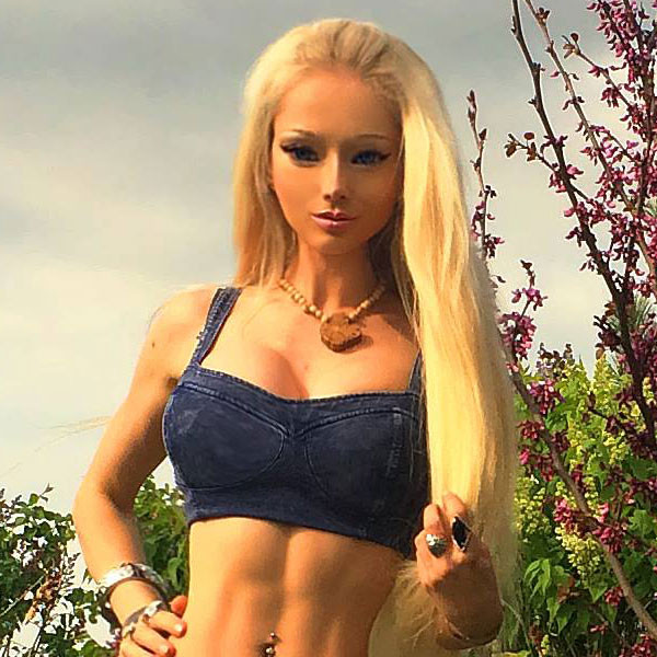 You Gotta See Human Barbie Valeria Lukyanova S Latest Photo Shoot E Online Uk