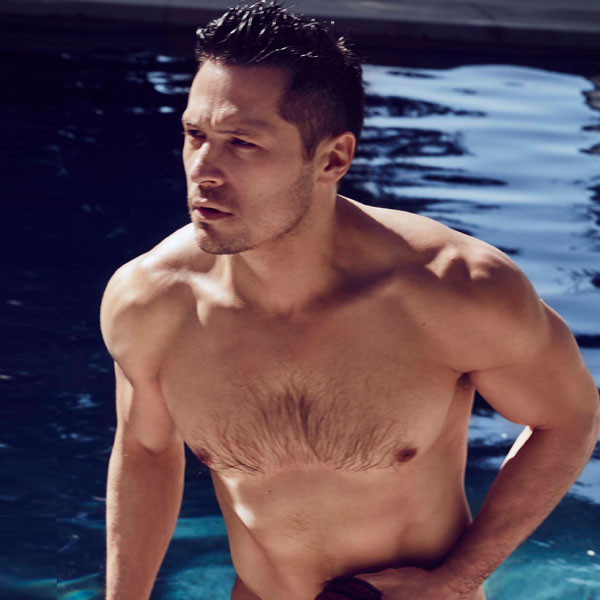 Découvrez Nick Wechsler de Revenge en tenue d'Adam ! - E! Online France