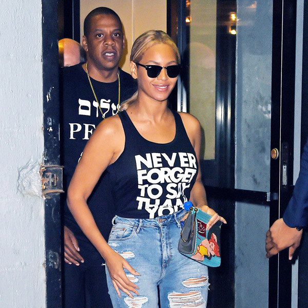 Beyoncé Rocks $40 Jeans Like Boss - E! Online