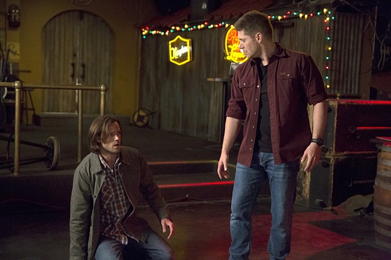 Supernatural Finale Death And Darkness Come Calling E News