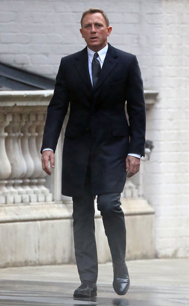 Daniel Craig from The Big Picture: Today's Hot Photos | E! News