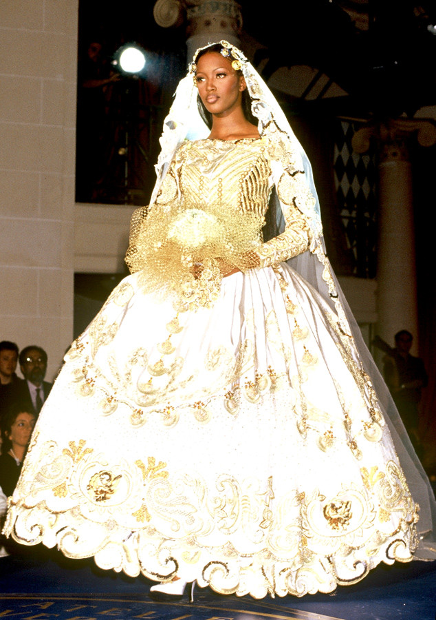 Gianni Versace 1992 From Most Show Stopping Wedding Gowns Ever To Hit The Runway E News 3120