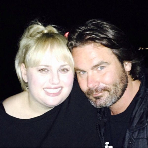 Rebel Wilson Rumored Beau Show Pda At Dinner Date All The Details E Online