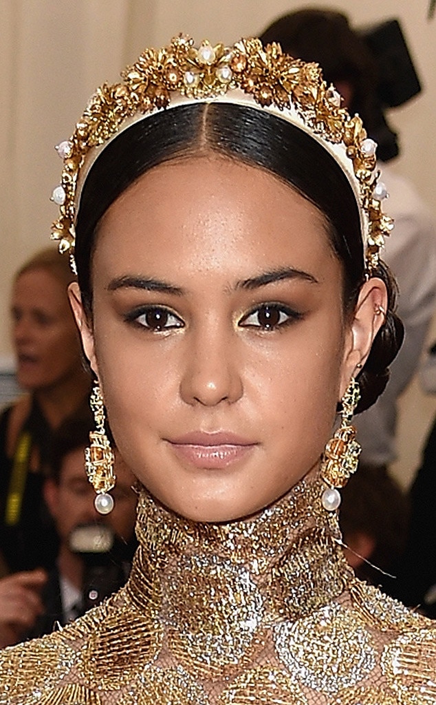 Courtney Eaton address