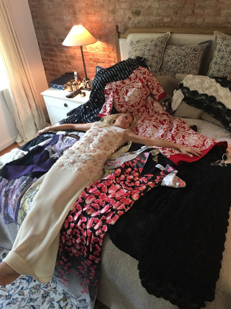 Zanna Roberts Rassi Met Diary, Fitting