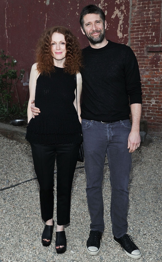 Julianne Moore & Bart Freundlich from La photo du moment | E! News