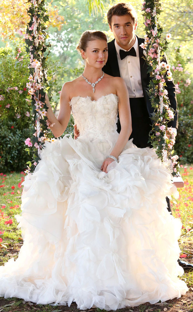 Best TV \u0026 Movie Wedding Dresses, image size:776x1254