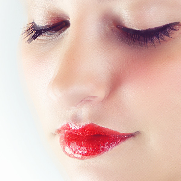 Photos from Blurring Lotions The Best InstaFilters For Your Face