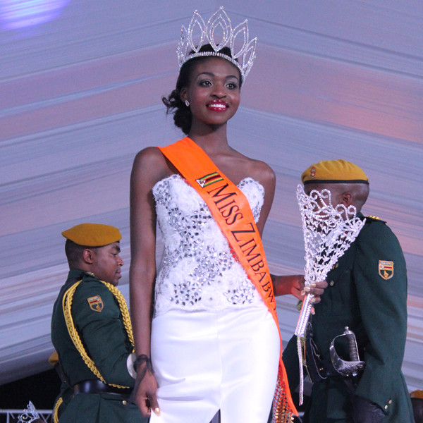 Miss World Zimbabwe Dethroned After Nude Photo Scandal E Online