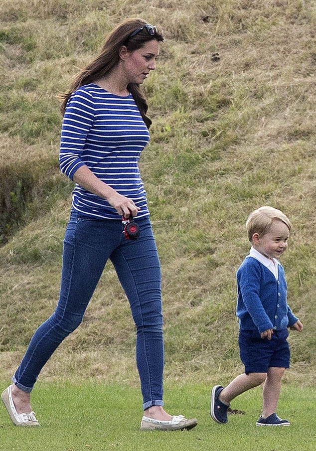 All the Signs Prince George Is Taking This King Business Seriously