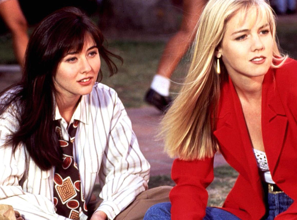 Enjoy Reuniting With These Saucy Beverly Hills, 90210 Secrets