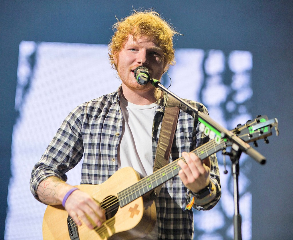 Ed Sheeran Accidentally Poops His Pants During Concert | E ...