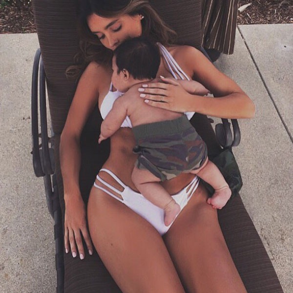 Sarah Stage, Instagram