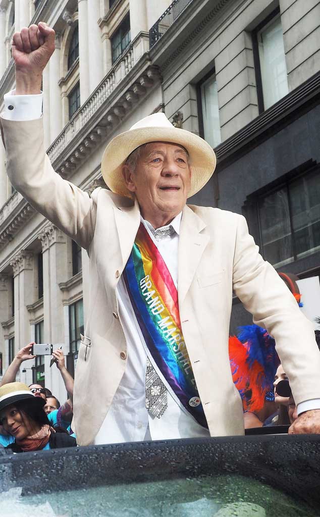 gay pride miami parade