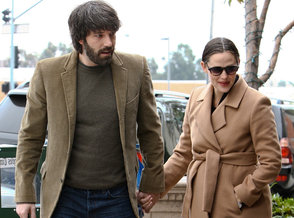 Jennifer Garner é flagrada com novo namorado John Miller | E! News