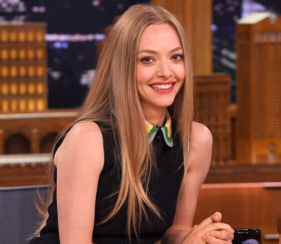 Did Amanda Seyfried Chop Off Her Long Hair E News Australia