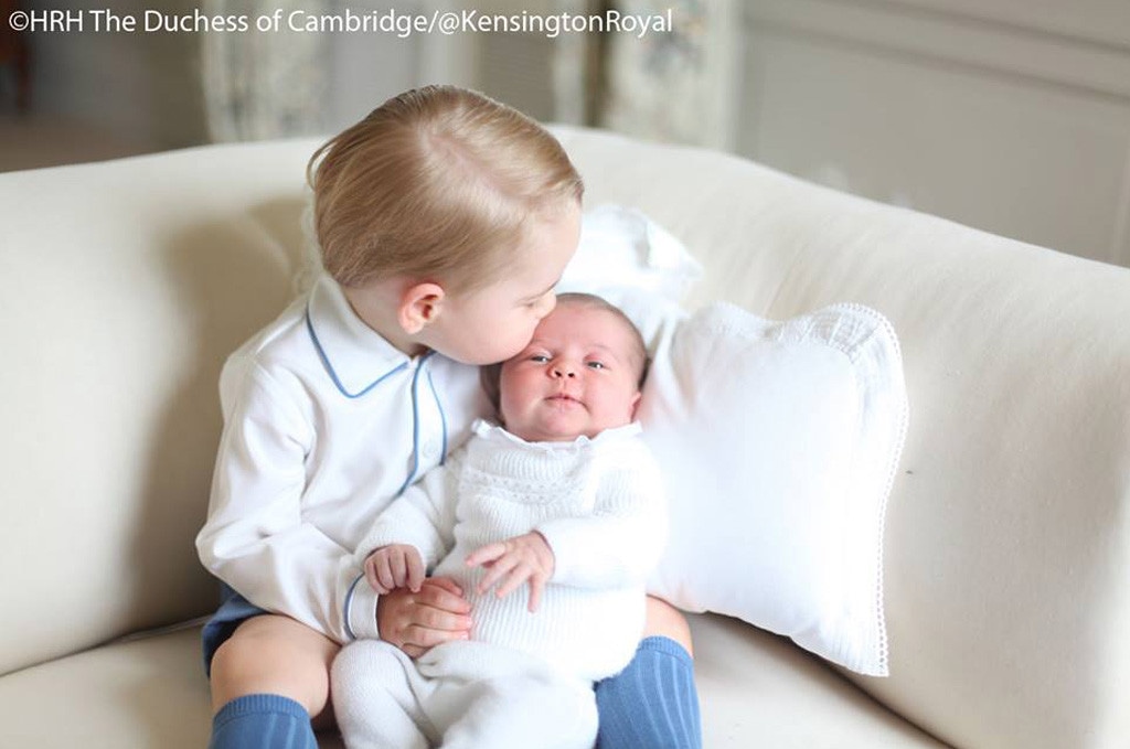 Princess Charlotte, Prince George, Duchess Catherine, Prince William