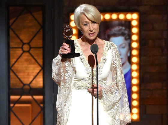 Helen Mirren 69 Looks Radiant Without Any Makeup On See