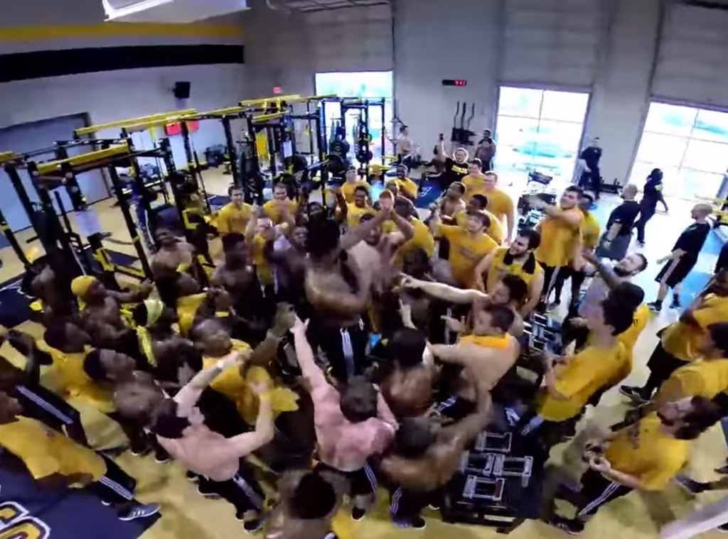 Kennesaw State Owls Sing Ain't No Mountain High Enough