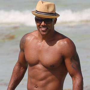 Holy Abs! Shemar Moore, 45, Shows Off His Sexy Shirtless Bod in South ...