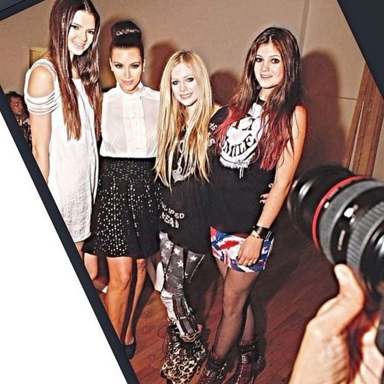 Avril Lavigne Publica Foto Com Kim Kardashian E Kendall E Kylie Jenner E News