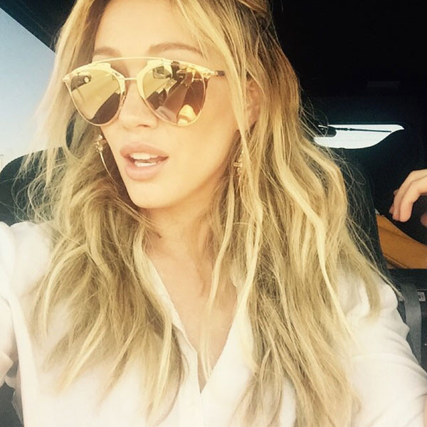 Hilary Duff Just Chopped Off All Her Hair E Online 