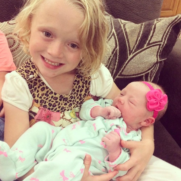 Aunt Josie from Duggar Family Instagram Pics | E! News