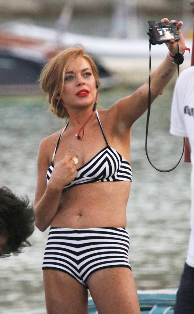 PIC] Lindsay Lohan's Bruised Legs — LiLo Black & Blue In A Bikini –  Hollywood Life