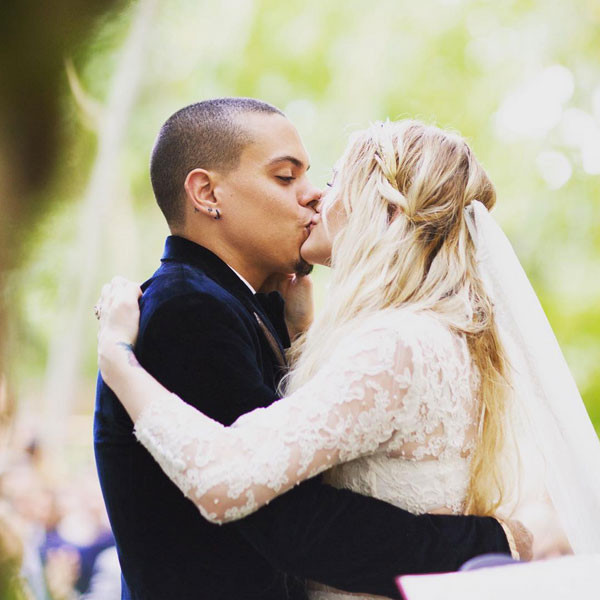 Married From Ashlee Simpson And Evan Ross Romance Rewind E News 