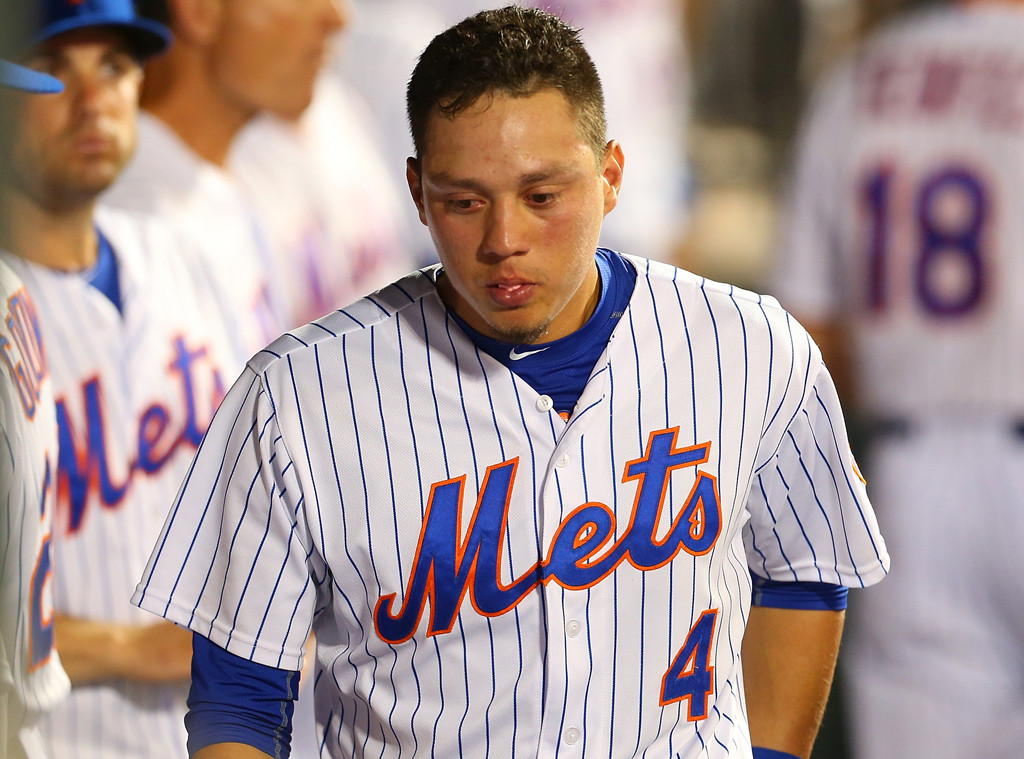 Mets Player Wilmer Flores Cries During Game Over Trade Rumor