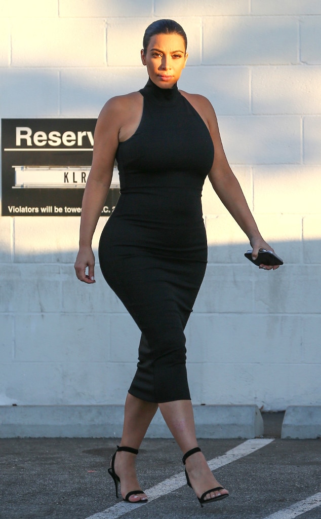 Curve Couture From Kim Kardashians Pregnancy Style E News 