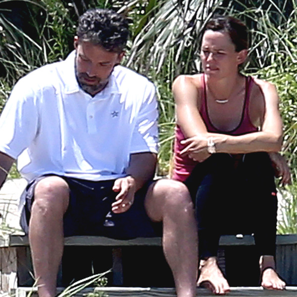 Exes Ben Affleck & Jennifer Garner Are 'Closer Now' After Messy Split