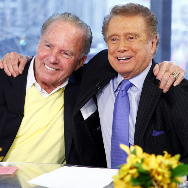 regis-philbin-and-hoda-kotb-react-to-frank-gifford-s-death-e-online