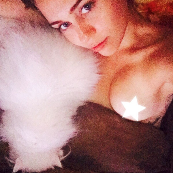 Photos from Miley Cyrus Naked (and Almost Naked) Pics