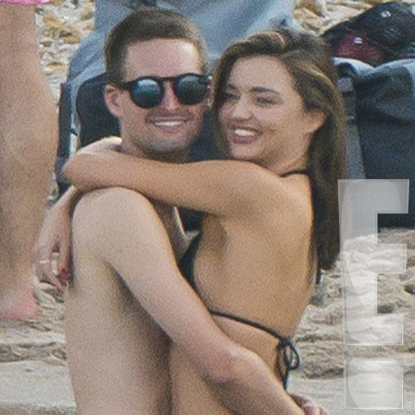 Miranda Kerr & Evan Spiegel Pack on the PDA During Beach Vacation! E