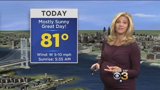 Pregnant Meteorologist Fires Back At Haters After Gaining Weight E News