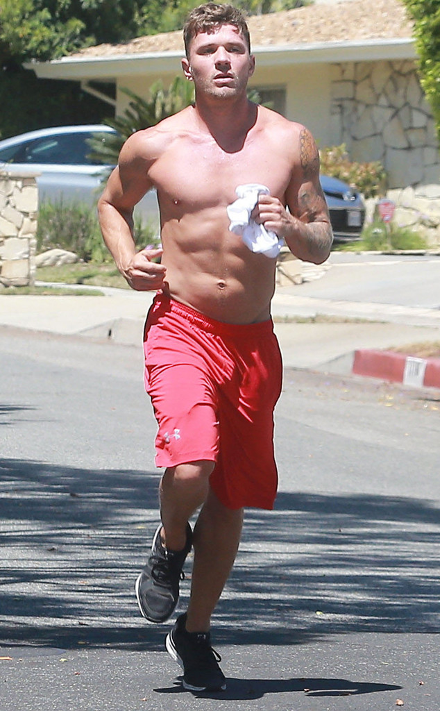 Ryan Phillippe from The Big Picture: Today's Hot Pics | E! News